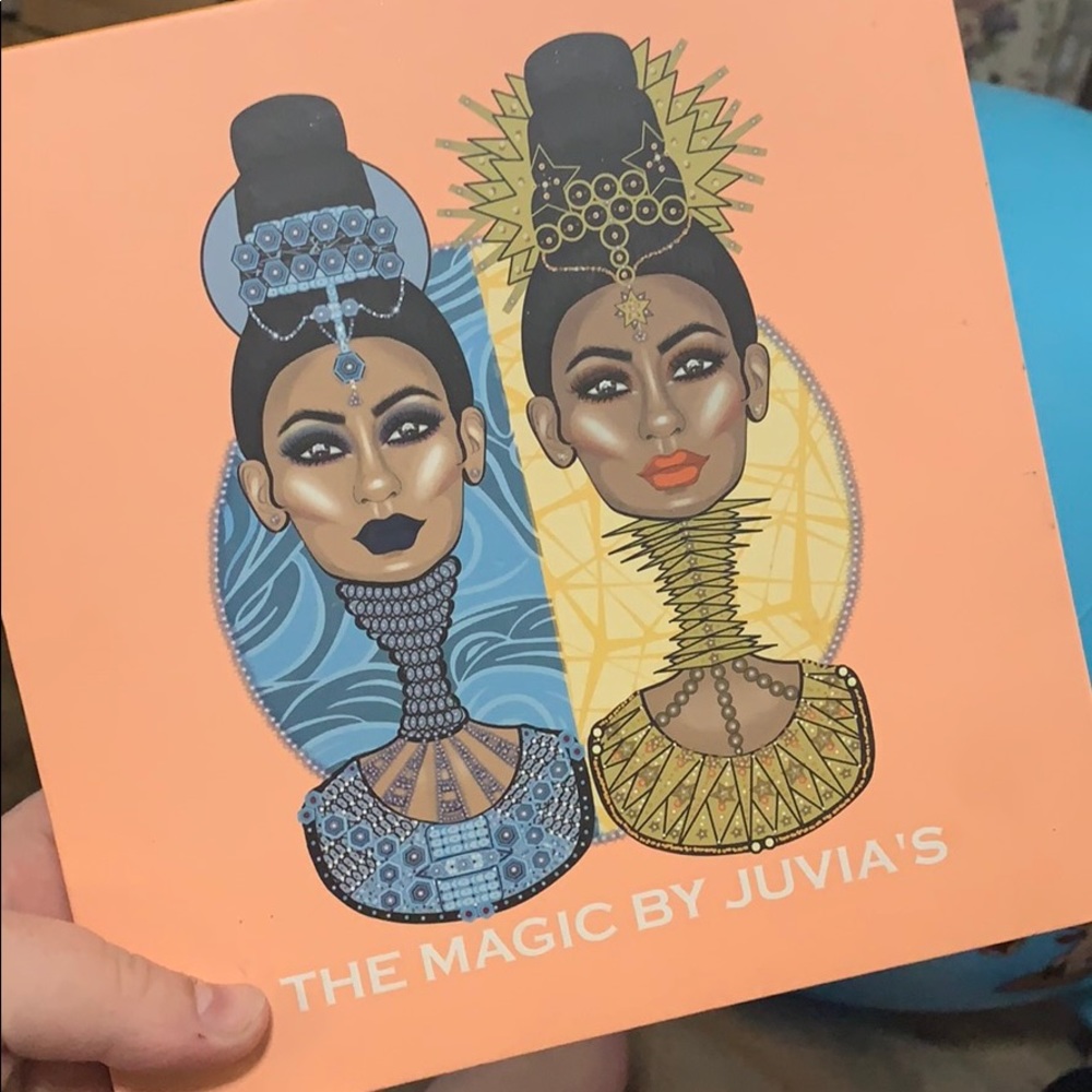 Juvias place magic palette (large size)